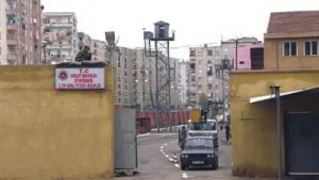 Sondakika! Cezaevine Bombalı Saldırı
