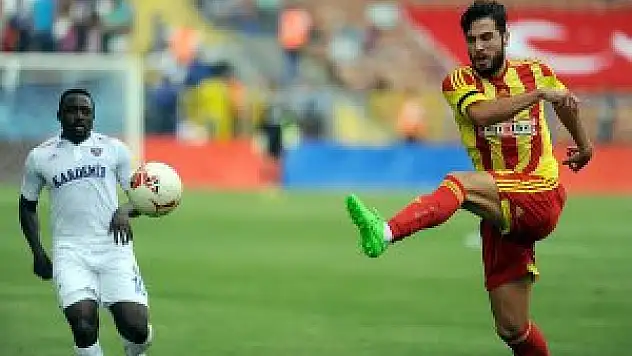 FUTBOL: PTT 1. LİG  Yeni Malatyaspor ve Kardemir Karabükspor karşılaşması