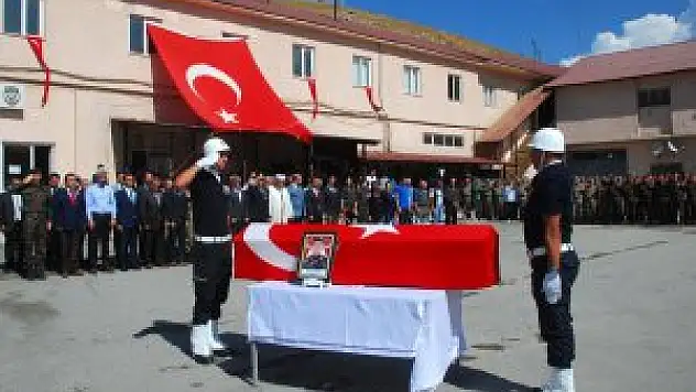 Polisleri taşıyan aracın kaza yapması sonucu çok sayıda ölü