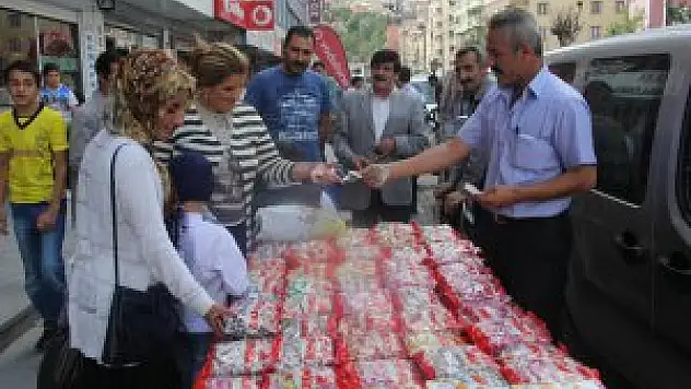 Hakkari'de İran şekerlerine rağbet