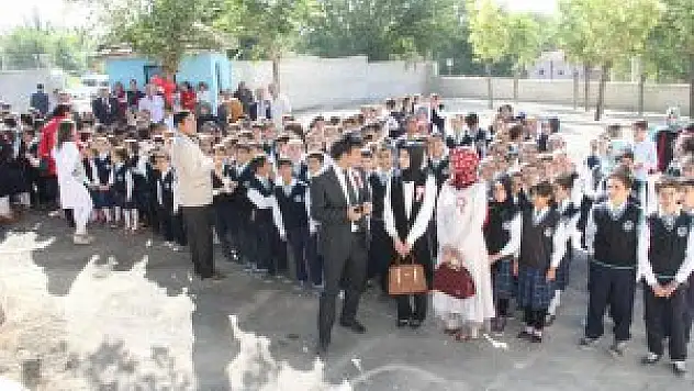 Elazığ'da düzenlenen İlköğretim Haftası