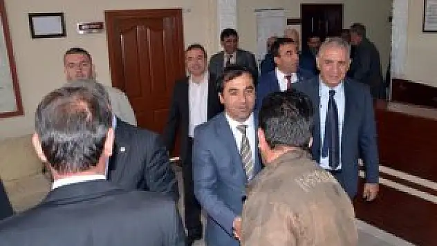 Kars milletvekili adayları kurumları ziyaret etti