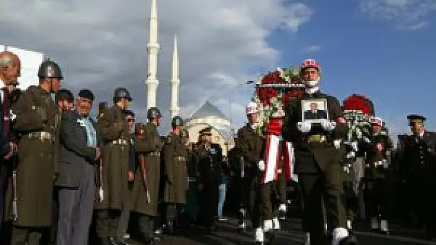 Şehit Uzman Onbaşı Arda, son yolculuğuna uğurlandı