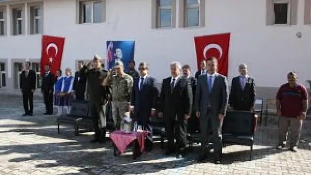 Pasinler'de İlköğretim Haftası kutlandı