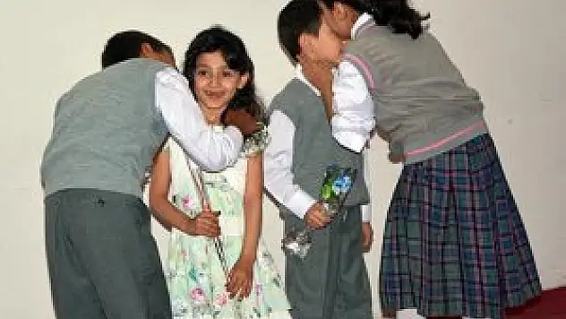 Çatak ilçesinde İlköğretim Haftası