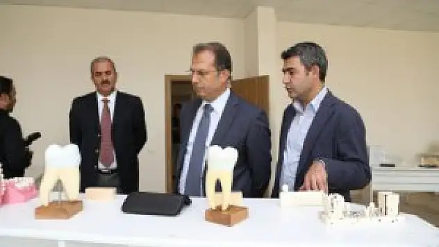 Vali Taşyapan, Teknokent'i gezdi
