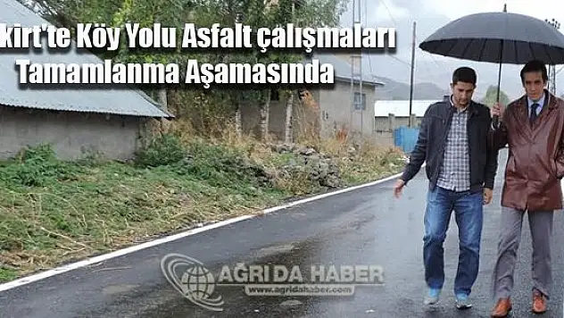 Eleşkirt'te Köy Yolu Asfalt çalışmaları Tamamlanma Aşamasında