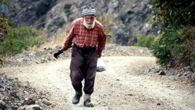 Asırlık köyde 'son yemek'