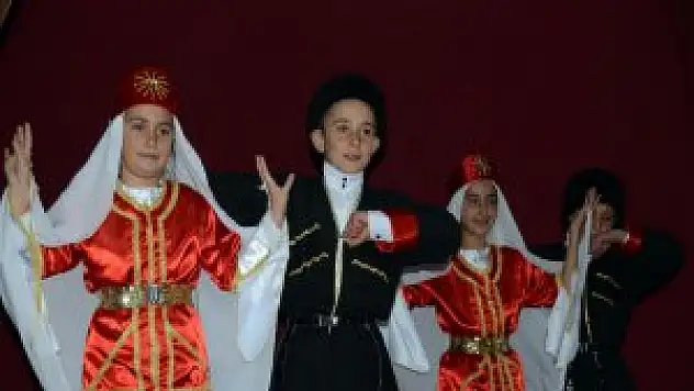 Sarıkamış'ta İlköğretim Haftası kutlandı