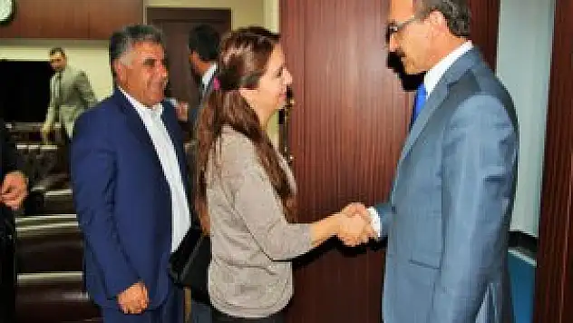 HDP'li vekiller, Vali Yavuz'u ziyaret etti