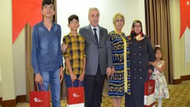 Şehit çocuklarına bilgisayar ve tablet dağıtıldı