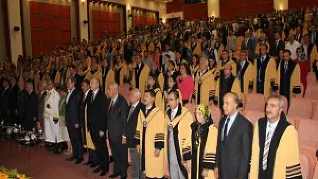 İnönü Üniversitesinin yeni akademik yılı açıldı