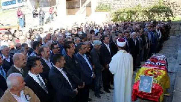 Ankara'daki terör saldırısıda Ata Önder Atabay'ın cenazesi kaldırıldı