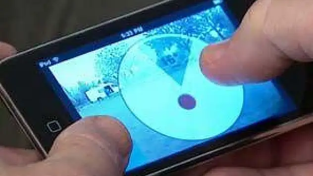 Askeri iPhone insansız uçak uçurdu (video)