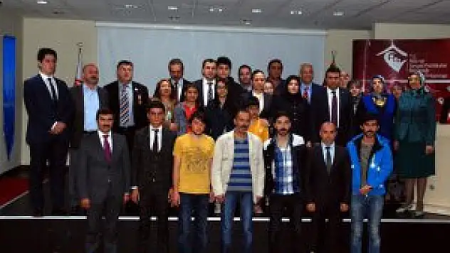'Yalnız Değilsiniz, Türkiye'nin En Büyük Ailesi Projesi' yapıldı