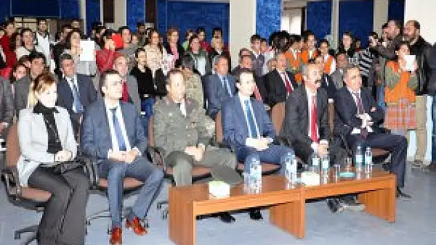 Ovacık ilçesinde, 29 Ekim Cumhuriyet Bayramı törenle kutlandı