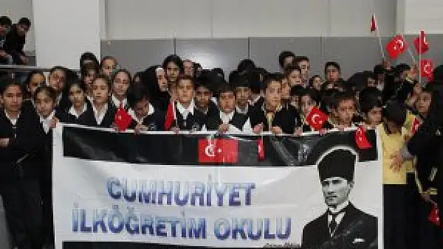 29 Ekim Cumhuriyet Bayramı Erciş ilçesinde törenle kutlandı