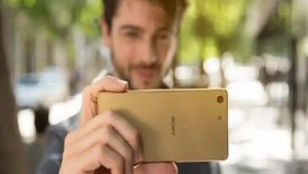 Samsung Galaxy S7'de Xperia Z5 kamerası