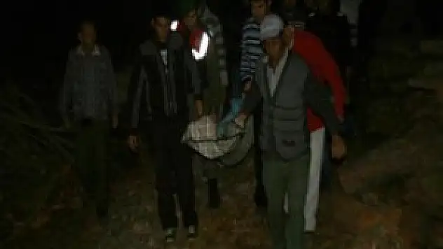 Üzerine kaya parçası düştü canından oldu