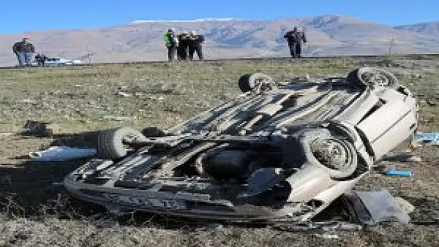 Erzincan'da trafk kazası 2 ağır yaralı