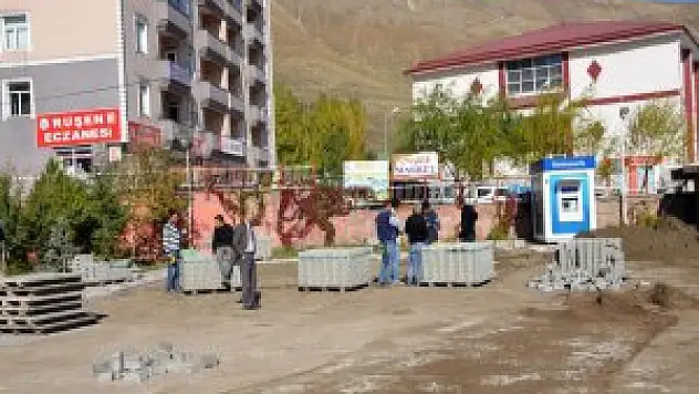 Bitlis Devlet Hastanesinde düzenleme çalışmaları devam ediyor