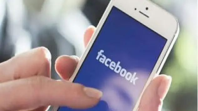 Facebook  para basıyor