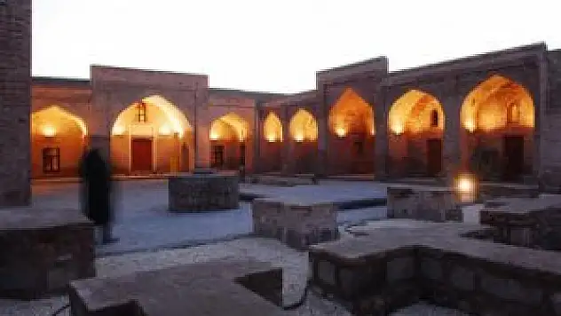 Kürdistan'daki İslam Alimleri ve Medreseler