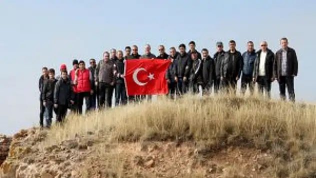 Vali Ahmet Deniz Ramazan Tabyası'na yürüyüş düzenlendi