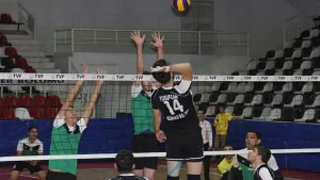 Voleybol: Erkekler 2. Ligi B Grubu Maçı