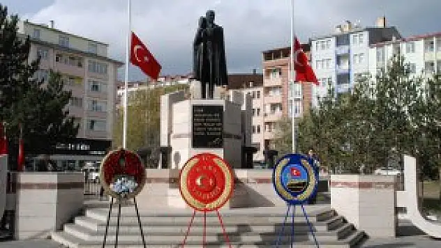 Kars'da Büyük Önder Atatürk'ü anma günü