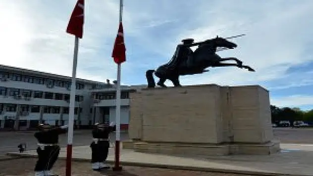 Tunceli'de Büyük Önder Atatürk'ü anma günü