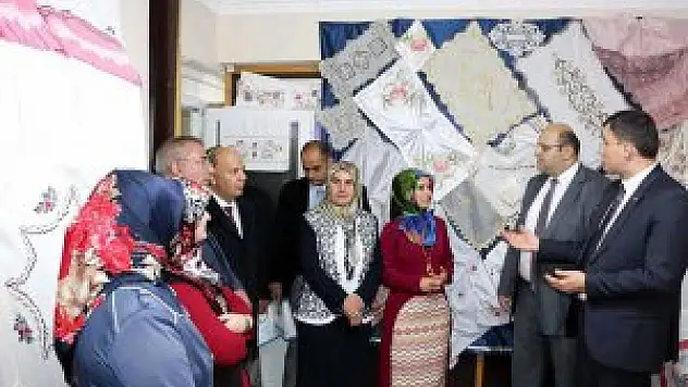 Aziziye'de Meslek Eğitim Derneği