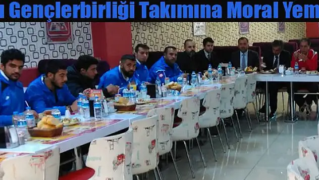 Ağrı Gençlerbirliği Spor Takımına Ayhan Yılmaz'dan Moral Yemeği