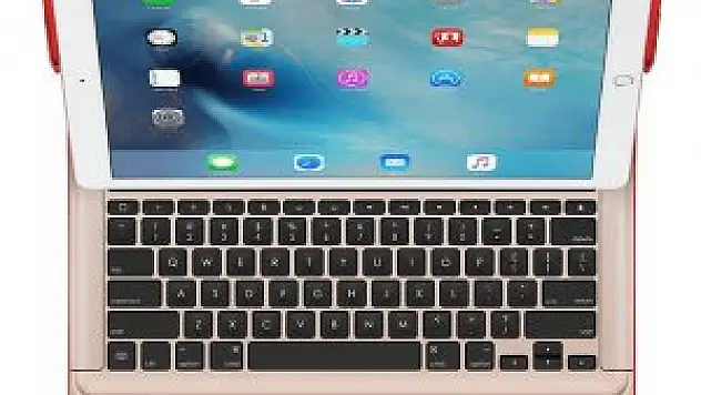 Logitech'ten iPad Pro'ya özel yapılan klavye