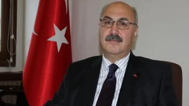 Bingöl'e düşen gök taşını 20'den fazla üniversite inceliyor