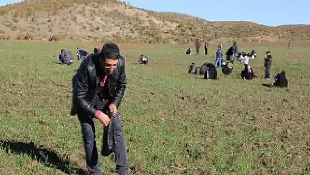Bingöl'e düşen göktaşı Halkın Yüzünü Güldürüdü