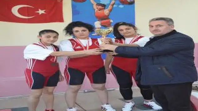 Erzurum 10 Kasım Atatürk Kupası Halter Yarışması