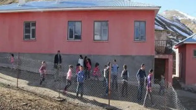 Van Taşımalı eğitime terör engeli