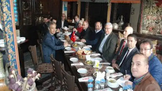 Erzurum'da Anadolu basınının sorunları