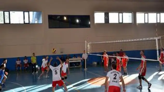 Türkiye Voleybol Erkekler 3. Lig 6 Grubu Muş Lalezarspor Bitlis Beşminarespor Maçı
