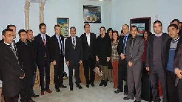 Bitlis'de 24 Kasım Öğretmenler Günü