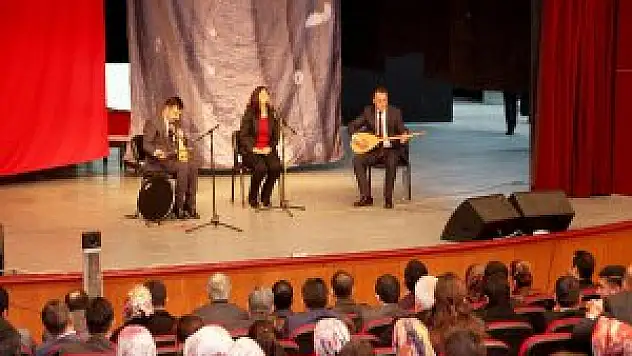 Bitlis'de 24 Kasım Öğretmenler Günü kutlaması