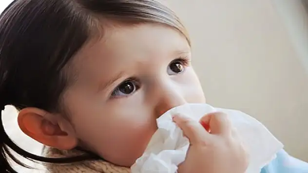 Dikkat! Çocukları tehdit eden sinsi hastalık! Belirtileri sürekli karın ağrısı!
