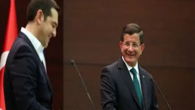 Davutoğlu-Çipras twitter konuşmaları davutoğlundan şok cevap bizim pilotlar sizin pilotalar gibi değil
