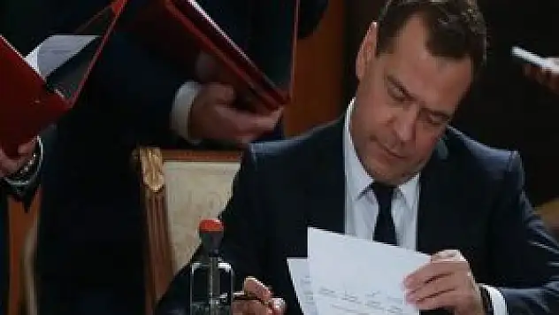 Medvedev Türkiye'ye ekonomik tedbirlere imza attı Gelişmeler