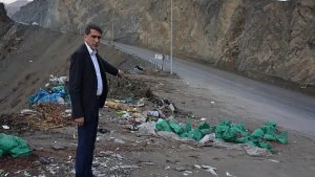 MOBESE'li çevre temizliği  yapılıyor
