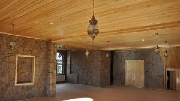 Emir Sultan Parkı ve Hakkari Evi hizmette