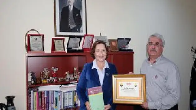 İlaç ve Eczacılık Terimleri Sözlüğü