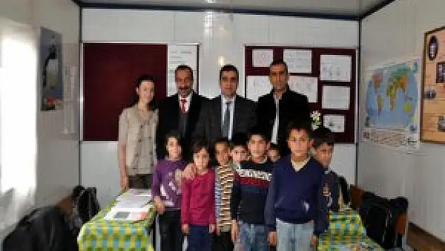 Eğitim Müdürü Necdet köy okullarını ziyaret etti
