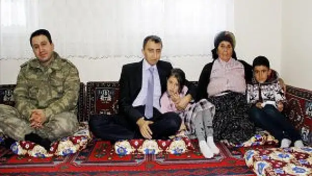 Darende Kaymakamı Türk, şehit aile ziyareti